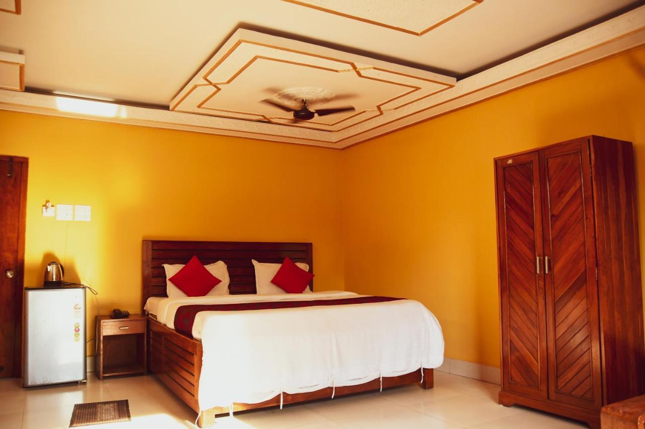 Hotel Nakshatra Karimganj Exterior photo