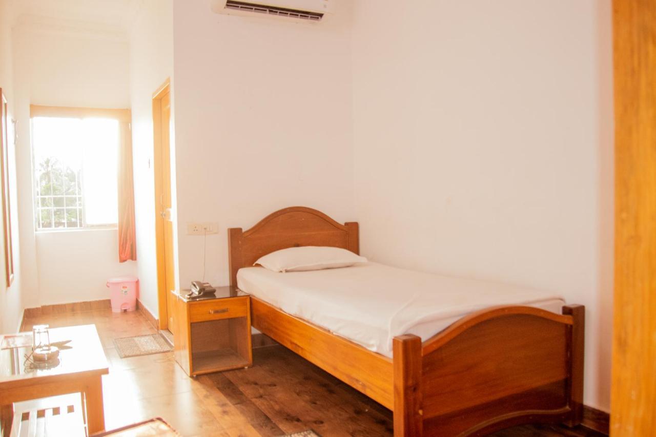 Hotel Nakshatra Karimganj Exterior photo