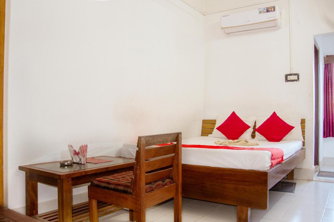 Hotel Nakshatra Karimganj Exterior photo