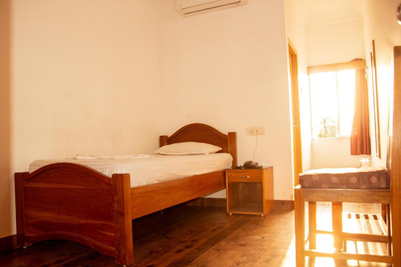 Hotel Nakshatra Karimganj Exterior photo